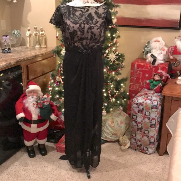 Patra Lace Bodice Evening Gown - Picture 3 of 13